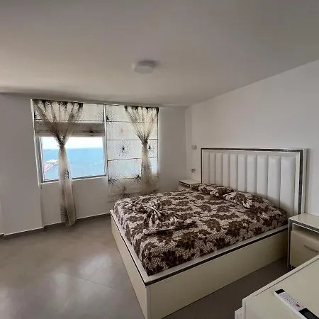 Luxury Sea View Duplex 公寓 Durrës