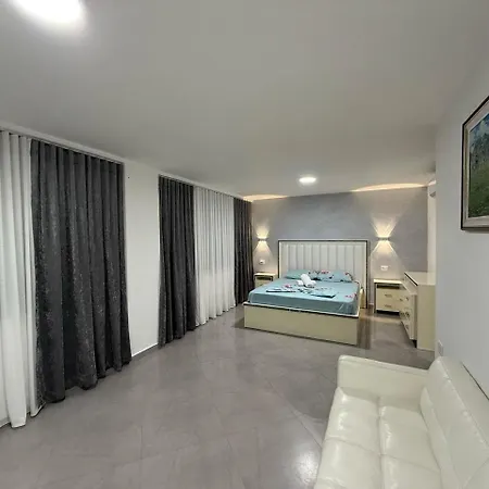 Luxury Sea View Duplex Apartament *