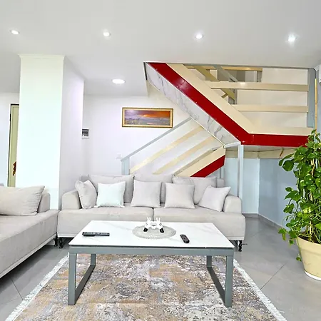 Luxury Sea View Duplex Durrës